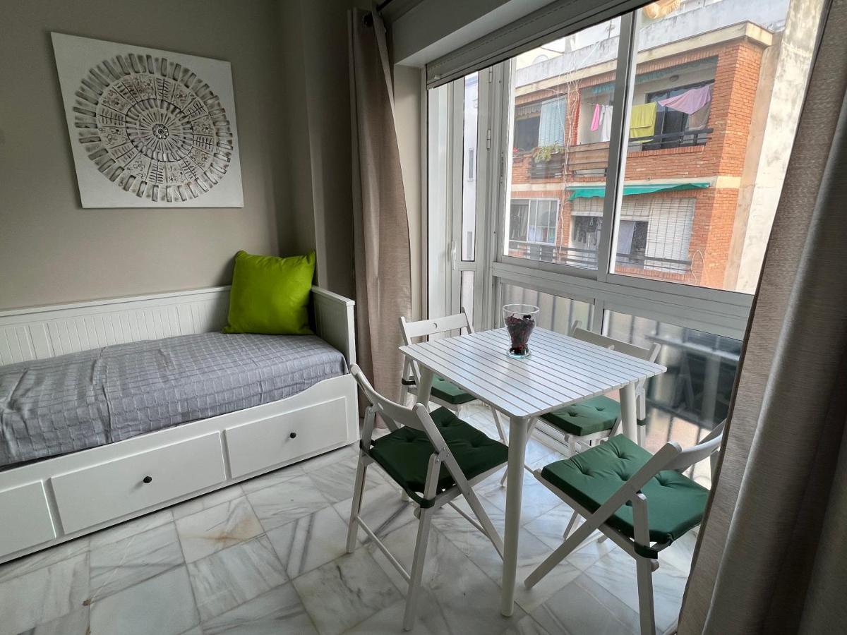 Genuar Apartments Malaga Center 2 ภายนอก รูปภาพ