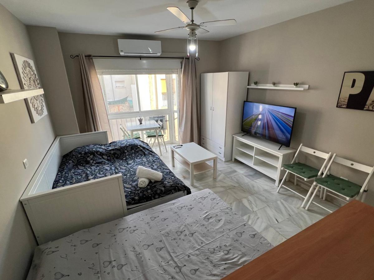 Genuar Apartments Malaga Center 2 ภายนอก รูปภาพ